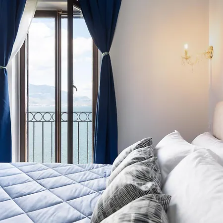 Domus Vittorio Apartment Geata